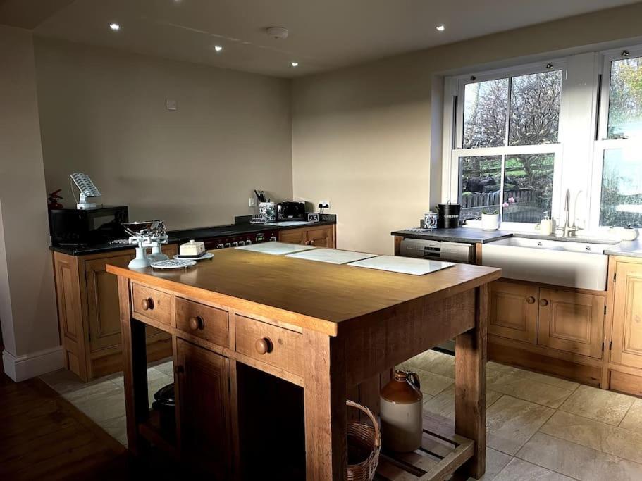 Luxurious Granny House Bell Busk In Malhamdale Skipton Exterior foto